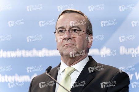 Pressestatement zum Industriedialog Sicherheits- und Verteidigungsindustrie in Berlin