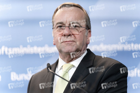 Pressestatement zum Industriedialog Sicherheits- und Verteidigungsindustrie in Berlin