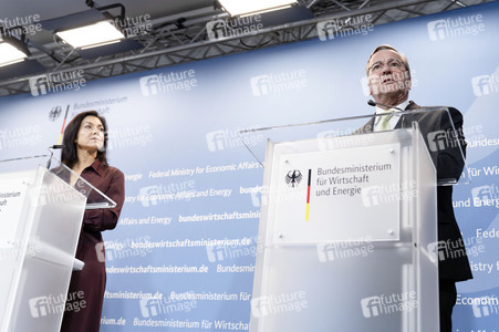 Pressestatement zum Industriedialog Sicherheits- und Verteidigungsindustrie in Berlin