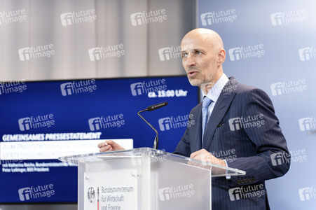 Pressestatement zum Industriedialog Sicherheits- und Verteidigungsindustrie in Berlin