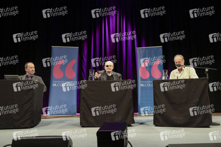 Ulrich Noethen und Salman Rushdie auf der lit.Cologne 2026