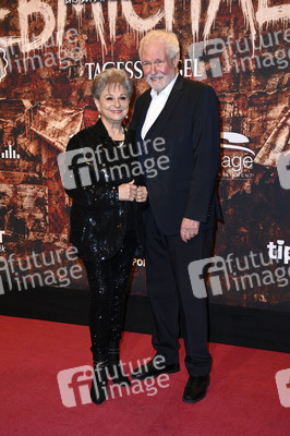 Musicalpremiere 'Wir sind am Leben - Das Berlin Musical' in Berlin