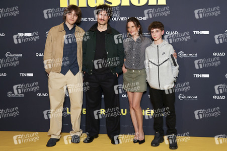 Filmpremiere 'Juste une illusion' in Paris