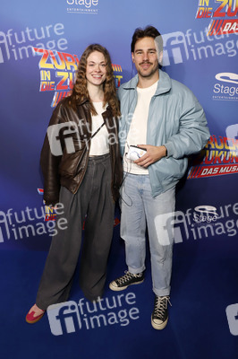 Musicalpremiere 'Zurück in die Zukunft' in Hamburg