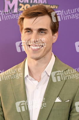 Premiere 'Hannah Montana 20th Anniversary Special' in Los Angeles