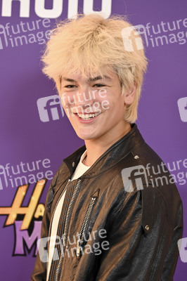 Premiere 'Hannah Montana 20th Anniversary Special' in Los Angeles