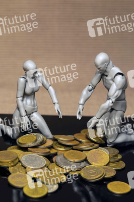 Symbolfoto D-Mark- und Pfennig Münzen