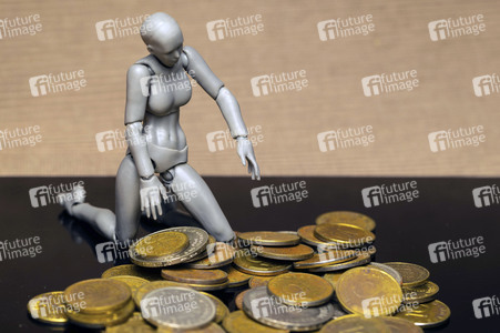 Symbolfoto D-Mark- und Pfennig Münzen