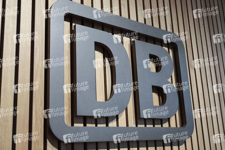 Wiedereröffnung des Reisezentrums und der DB Lounge in Köln