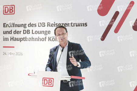 Wiedereröffnung des Reisezentrums und der DB Lounge in Köln