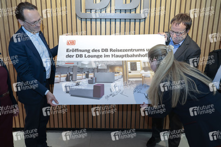 Wiedereröffnung des Reisezentrums und der DB Lounge in Köln