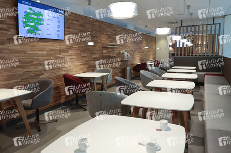 Wiedereröffnung des Reisezentrums und der DB Lounge in Köln
