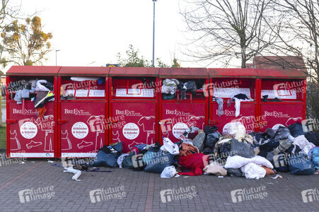 Symbolfoto Altkleider