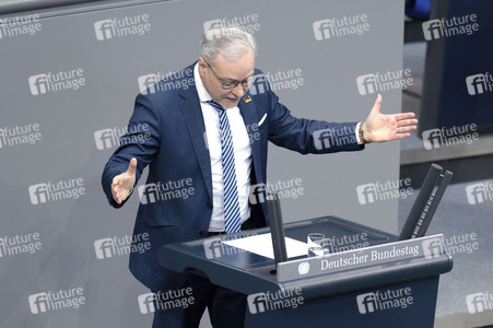 68. Sitzung des Deutschen Bundestages in Berlin