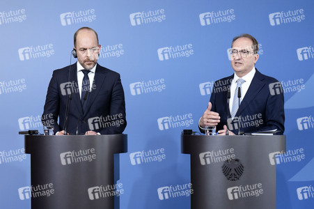 Treffen von Bart van den Brink und Alexander Dobrindt in Berlin