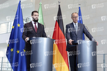 Empfang des Übergangspräsidenten von Syrien im Kanzleramt in Berlin