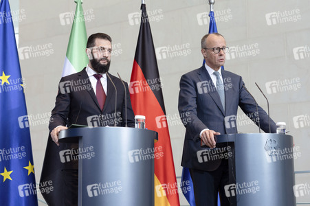 Empfang des Übergangspräsidenten von Syrien im Kanzleramt in Berlin