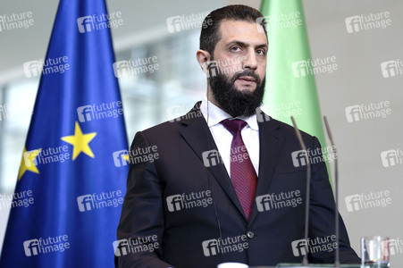 Empfang des Übergangspräsidenten von Syrien im Kanzleramt in Berlin