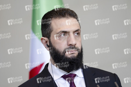 Empfang des Übergangspräsidenten von Syrien im Kanzleramt in Berlin