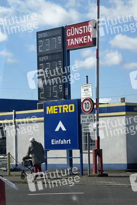 Symbolfoto Tanken