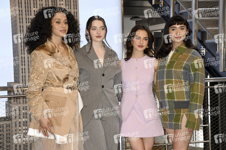 Photocall 'The Testaments: Die Zeuginnen' in New York