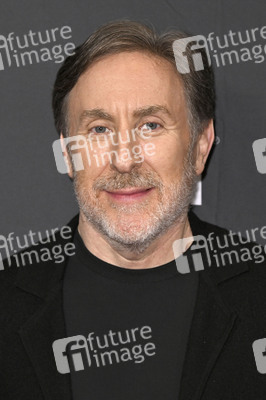 Serienscreening 'Your Friends and Neighbors' auf dem PaleyFest Los Angeles 2026