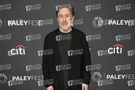 Serienscreening 'Your Friends and Neighbors' auf dem PaleyFest Los Angeles 2026