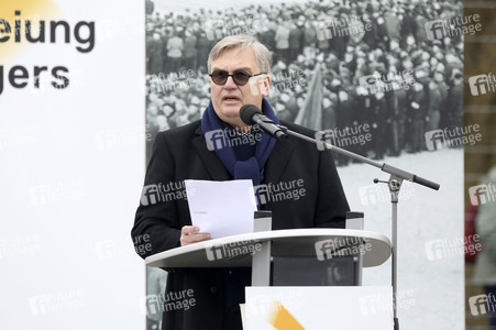 Kranzniederlegung zum 81. Jahrestag der Befreiung des Konzentrationslagers Buchenwald in Weimar
