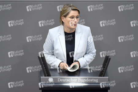 70. Sitzung des Deutschen Bundestages in Berlin