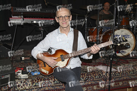 Showcase mit Keimzeit in Leipzig