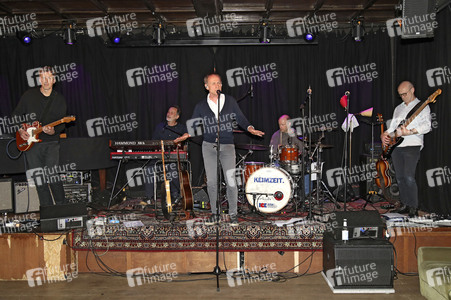 Showcase mit Keimzeit in Leipzig