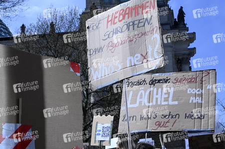 Großdemonstration von Psychotherapeuten gegen geplante Honorarkürzungen in Berlin