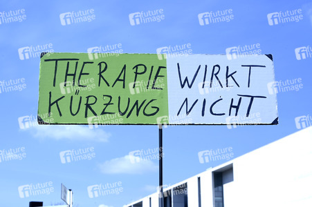Großdemonstration von Psychotherapeuten gegen geplante Honorarkürzungen in Berlin