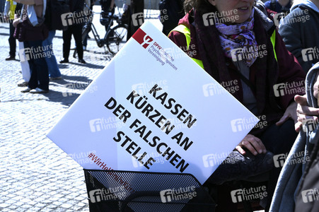 Großdemonstration von Psychotherapeuten gegen geplante Honorarkürzungen in Berlin