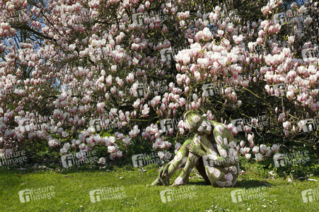 NATURE ART: Magnolien / Magnolias Bodypainting