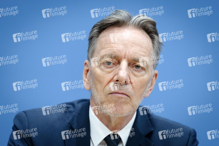 Bundespressekonferenz 'Vorstellung der Polizeilichen Kriminalstatistik 2025' in Berlin