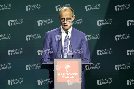 Eröffnungsrundgang auf der Hannover Messe 2026