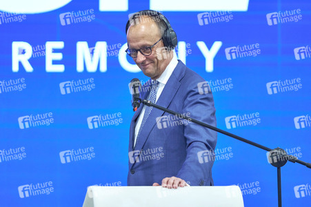 Eröffnungsrundgang auf der Hannover Messe 2026