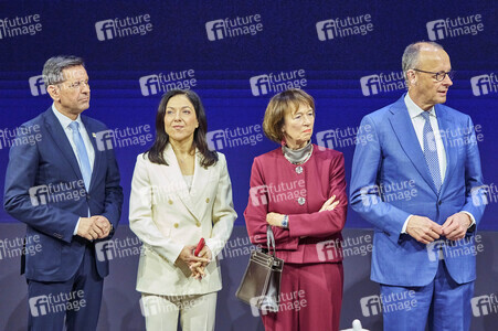 Eröffnungsrundgang auf der Hannover Messe 2026