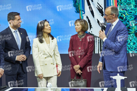 Eröffnungsrundgang auf der Hannover Messe 2026