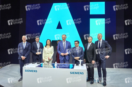 Eröffnungsrundgang auf der Hannover Messe 2026