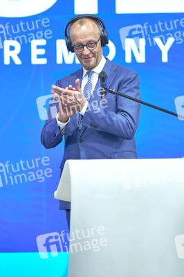 Eröffnungsrundgang auf der Hannover Messe 2026