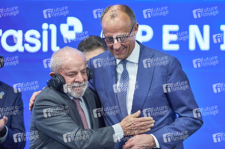 Eröffnungsrundgang auf der Hannover Messe 2026