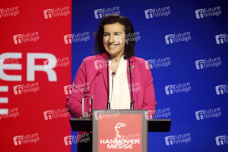 Bühnenpräsentation auf der Hannnover Messe 2026