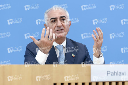 Bundespressekonferenz 'Stellungnahme zur aktuellen Lage im Iran' in Berlin