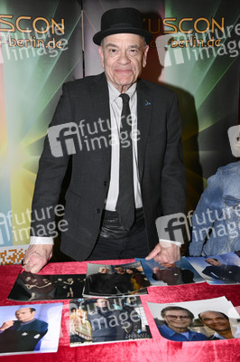 Autogrammstunde mit Robert Picardo in Berlin