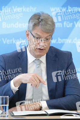 Pressegespräch mit Patrick Schnieder in Berlin