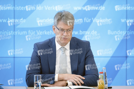 Pressegespräch mit Patrick Schnieder in Berlin