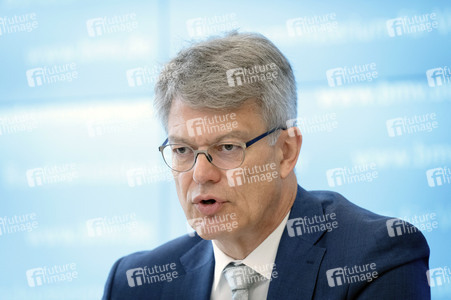 Pressegespräch mit Patrick Schnieder in Berlin