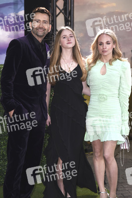 Season 2 Premiere 'Rivals' in London